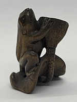 netsuke frog