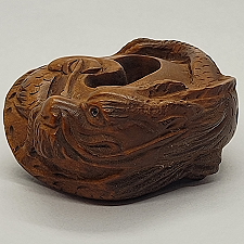 Boxwood netsuke dragon carving